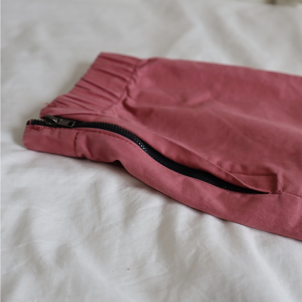 FREE PLANET PANTS - Picture 8 of 8